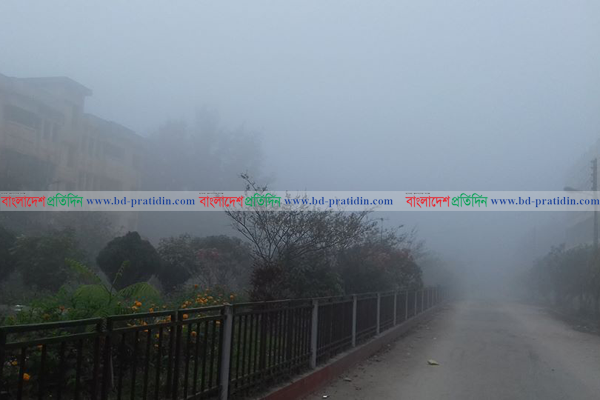 বরগুনায় কুয়াশা-বৃষ্টিতে জনজীবন বিপর্যস্ত