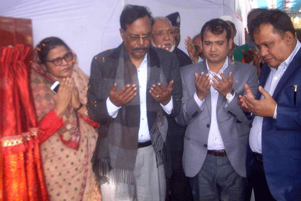 'গ্রামের মানুষের উন্নয়নে গুরুত্ব দিচ্ছে সরকার' 

