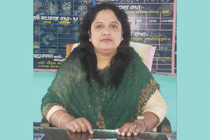 কুমিল্লার শ্রেষ্ঠ প্রধান শিক্ষিকা মনোহরগঞ্জের রোকেয়া হায়দার