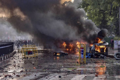 উত্তাল ভারত, আন্দোলন সামালাতে আসামে 'অর্থ-বর্ষণ'