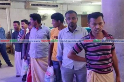ভারতে জেল খেটে দেশে ফিরল ৭ যুবক