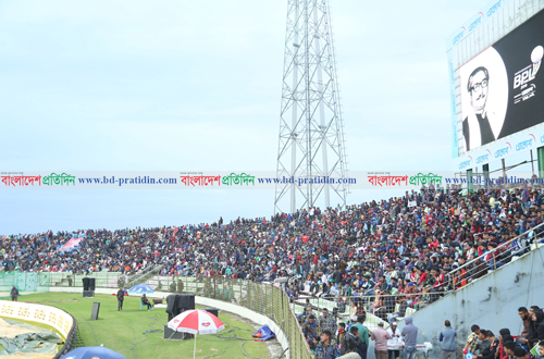 বঙ্গবন্ধু বিপিএল, ছুটির দিনে সিলেটে দর্শকদের ঢল