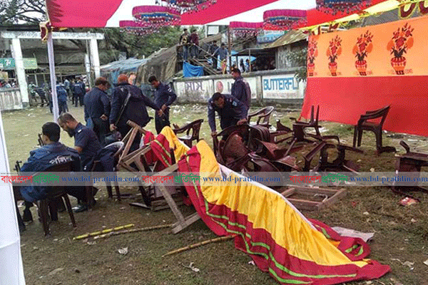 ফরিদপুরে ছাত্রলীগের দু'পক্ষের সংঘর্ষে পুলিশসহ আহত ১০