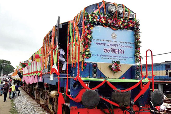 অবশেষে ১০ জানুয়ারি থেকে সান্তাহার স্টেশনে থামবে পঞ্চগড় এক্সপ্রেস