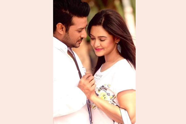 বছরের শুরুতেই সেন্সর পেয়েছে ‘হৃদয় জুড়ে’
