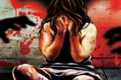 ময়মনসিংহে রাস্তা থেকে তুলে নিয়ে মাদ্রাসাছাত্রীকে গণধর্ষণ
