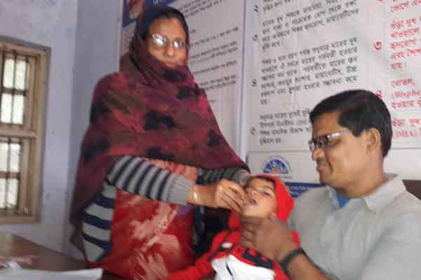 বাগেরহাটে ভিটামিন 'এ' প্লাস ক্যাপসুল খেল ৩ লক্ষাধিক শিশু