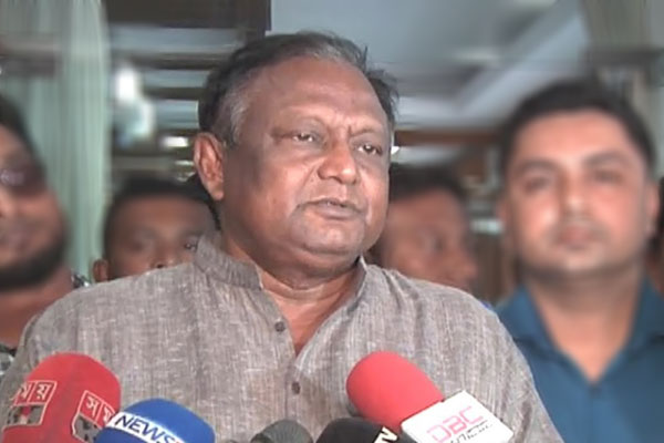 সোনার বাংলা গড়তে সবাইকে এগিয়ে আসতে হবে : বাণিজ্যমন্ত্রী