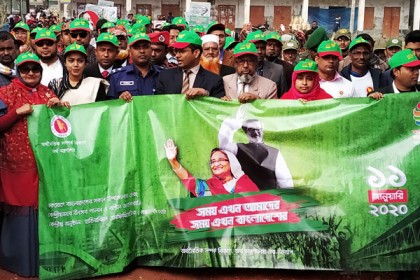 মোরেলগঞ্জে বঙ্গবন্ধুর জন্মশতবার্ষিকীর ক্ষণগণনার ২য় দিনে আনন্দ শোভাযাত্রা