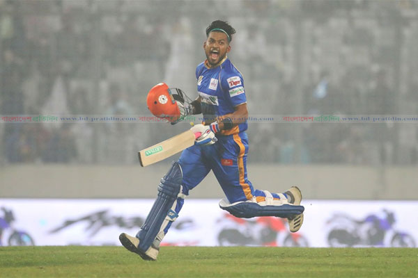 শান্তর সেঞ্চুরিতে রেকর্ড গড়ে জিতল খুলনা