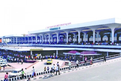 ঘুন কুয়াশায় শাহজালালে বিমান উড্ডয়ন ও অবতরণ বন্ধ