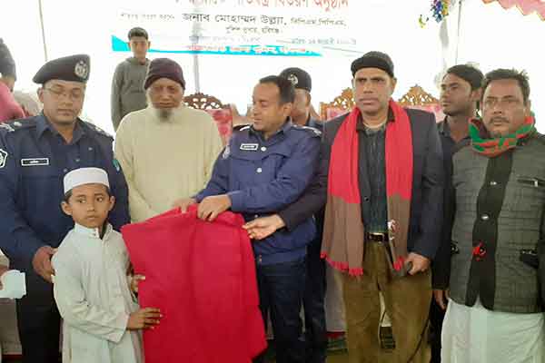আজমিরীগঞ্জে শীতবস্ত্র বিতরণ