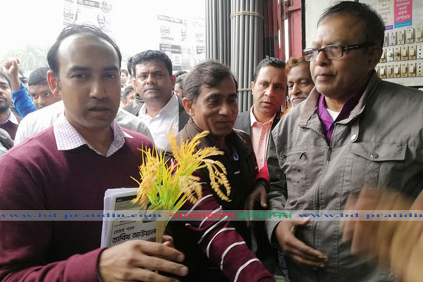 শত উস্কানিতেও ভোটের মাঠ ছাড়ব না: তা‌বিথ 