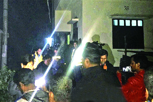 জঙ্গি আস্তানা সন্দেহে সাভারে অভিযান, নারী আটক
