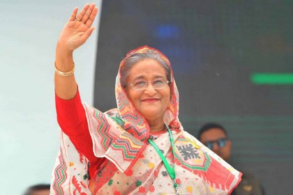 দেশের পথে প্রধানমন্ত্রী