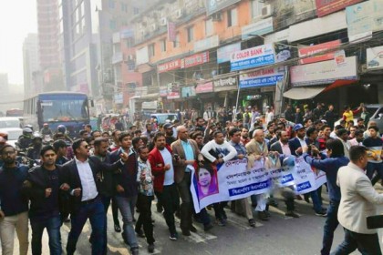 রাজধানীতে রিজভীর নেতৃত্বে বিএনপির বিক্ষোভ মিছিল