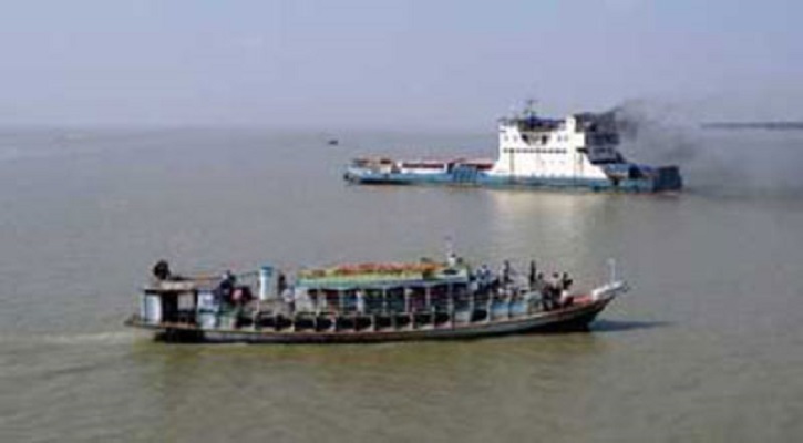 ১৩ ঘণ্টা পর কাঁঠালবাড়ী-শিমুলিয়া রুটে নৌযান চলাচল স্বাভাবিক