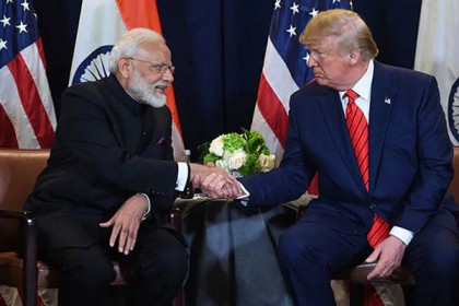 মোদির আমন্ত্রণে ভারতে আসছেন ট্রাম্প!