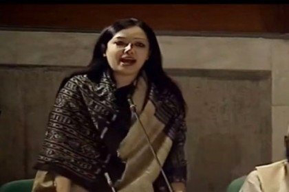 সরকার চাইলে দ্রুত বিচার, না চাইলে চার্জশিট পেছায় : রুমিন ফারহানা