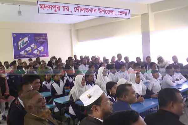 বঙ্গবন্ধু স্যাটেলাইট-১'র মাধ্যমে ই-এডুকেশন সেবার উদ্বোধন করলেন জয়