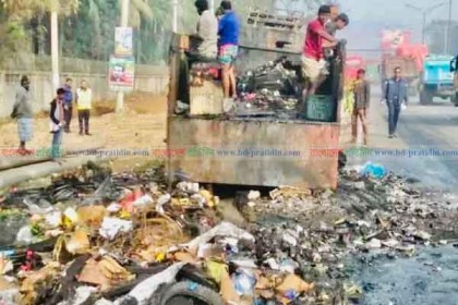 আশুলিয়ায় চলন্ত ট্রাকে আগুন