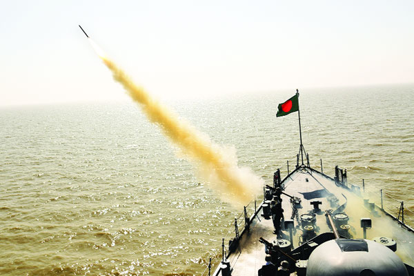 নৌবাহিনীর বার্ষিক সমুদ্র মহড়া