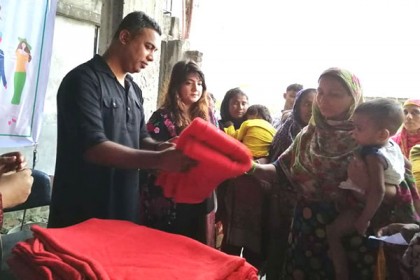 রংপুর বিভাগে বিভিন্ন জেলায় শীতবস্ত্র বিতরণ