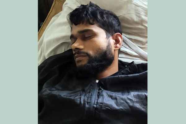 মোরেলগঞ্জে ইউপি মেম্বারকে পিটিয়ে পুলিশে সোপর্দ