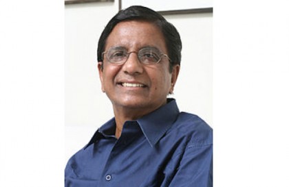 প্রথম আলো সম্পাদককে গ্রেফতার না করার নির্দেশ, জামিন শুনানি কাল