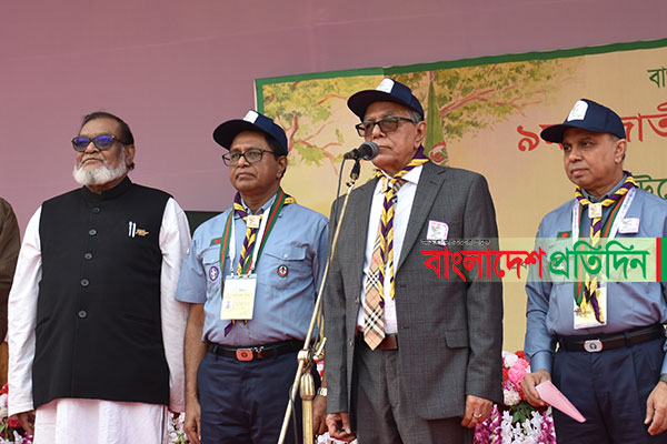 'জনগণকে ইতিবাচক দৃষ্টিভঙ্গি নিয়ে উন্নয়ন যাত্রায় সামিল হতে হবে'