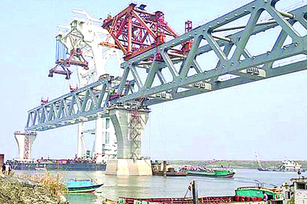 পদ্মা সেতু নির্মাণ শেষ হতে বাকি ১৫ শতাংশ কাজ