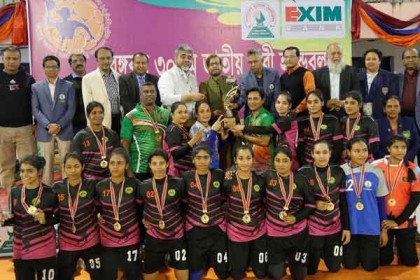 বঙ্গবন্ধু নারী হ্যান্ডবলে মুকুট ধরে রাখল বাংলাদেশ আনসার