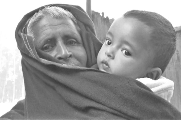 জনজীবন কামড়ে ধরেছে শীত