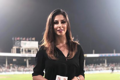 বঙ্গবন্ধু গোল্ডকাপে নজর কেড়েছেন কারিশমা  