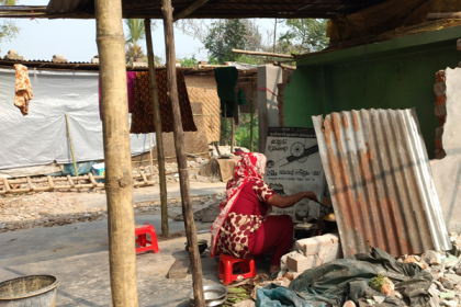 শীতে বসতি হারিয়ে গাঙপাড়ায় দুর্বিষহ বসবাস