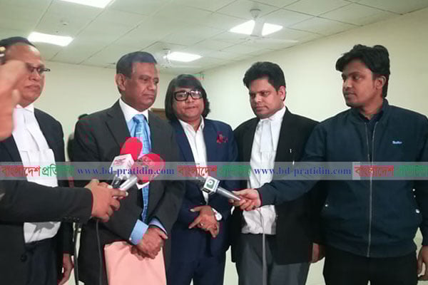 তাবিথের প্রার্থীতা বা‌তিল চেয়ে ইসিতে বিচারপতি মানিক
