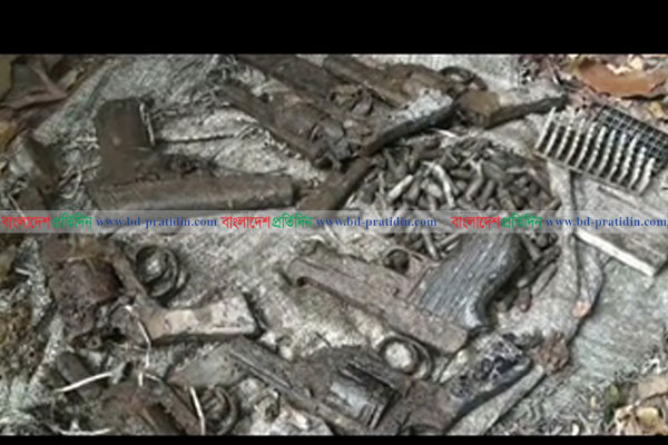 মানিকগঞ্জে আগ্নেয়াস্ত্রসহ ২২৫ রাউন্ড গুলি উদ্ধার