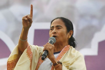 কাউকে তাড়ানোর আগে আমাকে ভারত ছাড়া করতে হবে : মমতা