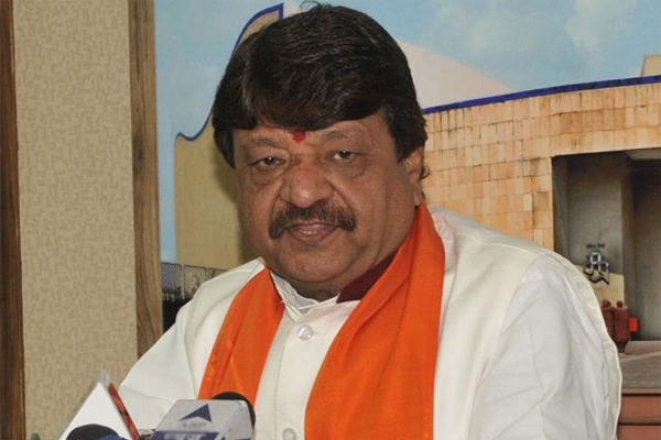 চিড়া খাওয়া দেখেই বাংলাদেশি বলে সন্দেহ বিজেপি নেতার!