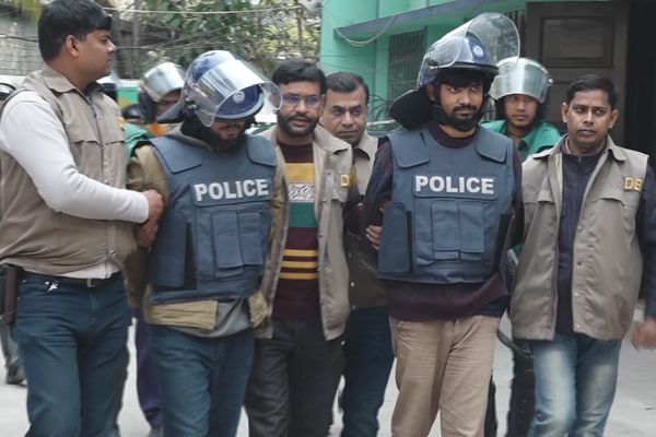 নব্য জেএমবি সন্দেহে খুলনা বিশ্ববিদ্যালয়ের দুই শিক্ষার্থী গ্রেফতার