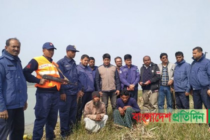 বরিশালে কারেন্ট জালসহ আটক ২ জেলে ১০ দিনের রিমান্ডে