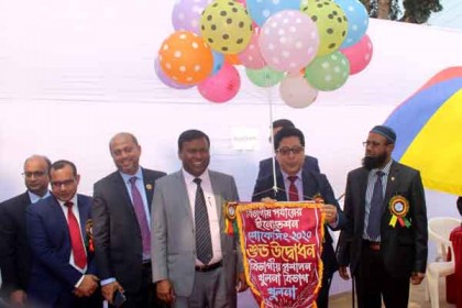 মেহেরপুরে বিভাগীয় পর্যায়ে ইনোভেশন শোকেসিং মেলার উদ্বোধন 