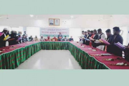 চরফ্যাশনে দুই ইউপি সদস্যদের শপথ গ্রহণ