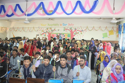 নবীন শিক্ষার্থীদের পদচারণায় মুখরিত ইবি