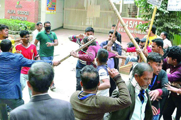 গোপীবাগের সংঘর্ষের ঘটনায় গ্রেফতার ৫
