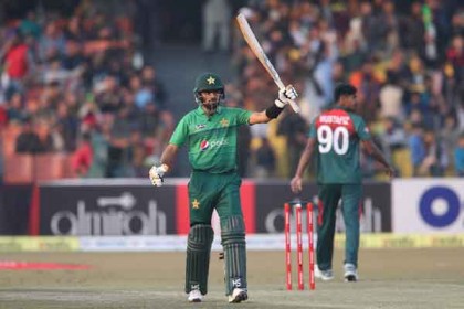 সিরিজ সেরা বাবর 