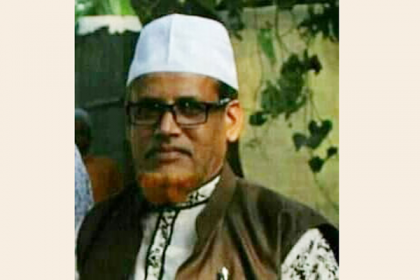 নামাজরত অবস্থায় ইমামের মৃত্যু