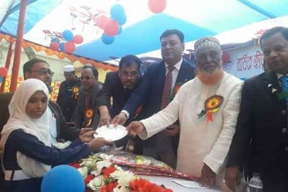 সোনাইমুড়ী বিদ্যালয়ে বার্ষিক ক্রীড়া প্রতিযোগিতা ও পুরস্কার বিতরণ