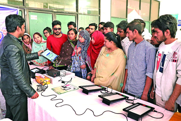 কূটনীতিকদের চোখ সিটি ভোটে