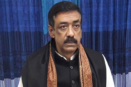 কাবা ছুঁয়ে শপথ করেছিলাম...